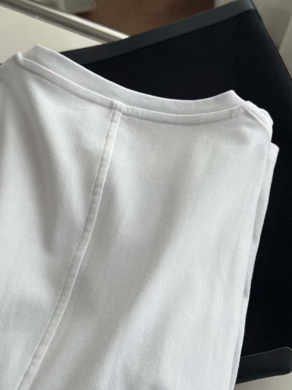 New Cotton Fabric Sexy Crewneck Long Sleeve Women Shirt Soft White Shirts Fashion Tees High Quality Tshirt Girls